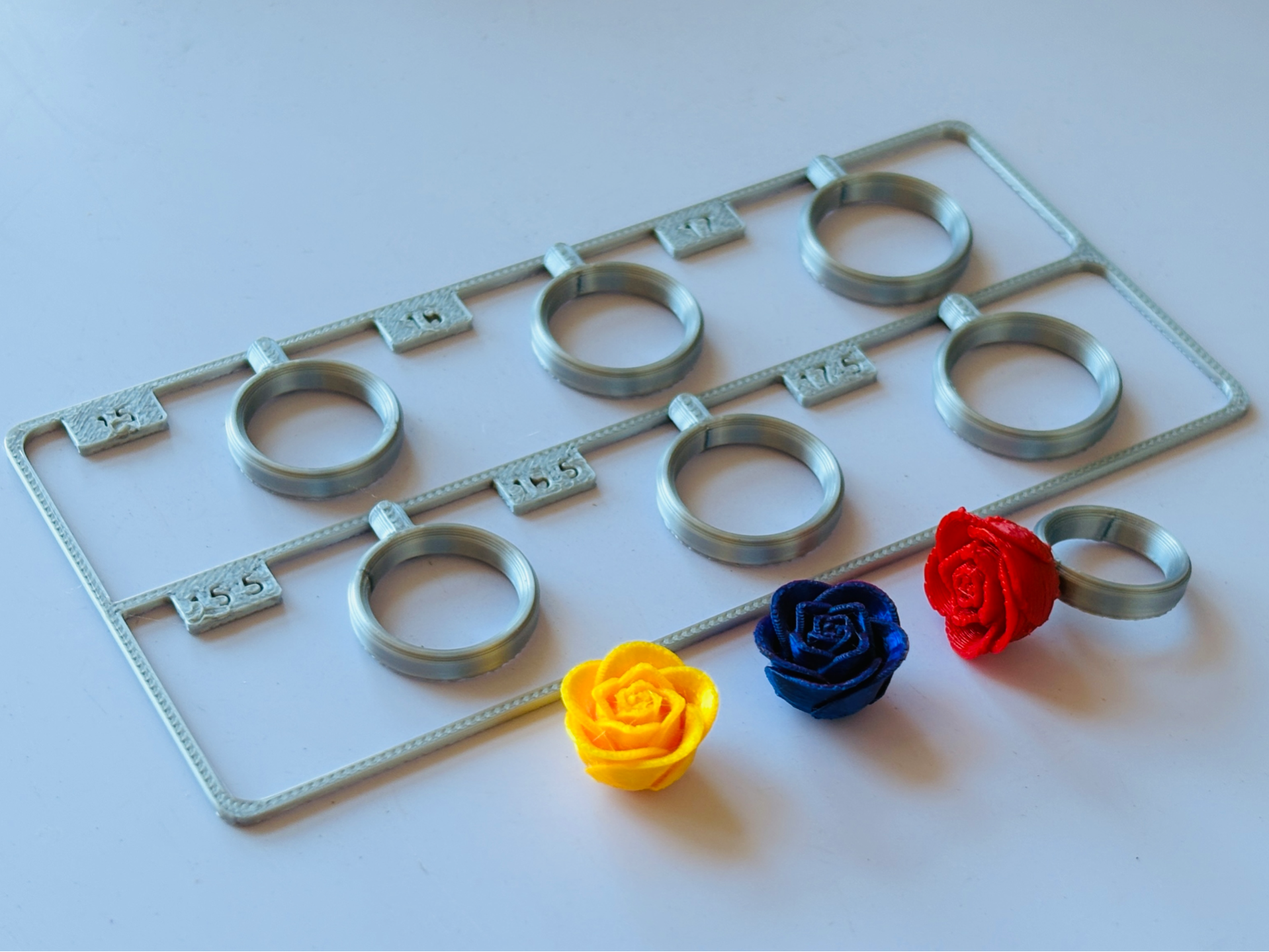 Blumen Rose Moderne Deko Blumen Nachhaltige Frühlingsdeko Minimalistische Vase Deko Geschenkidee kein verblühen Geschenk Ring Schmuck