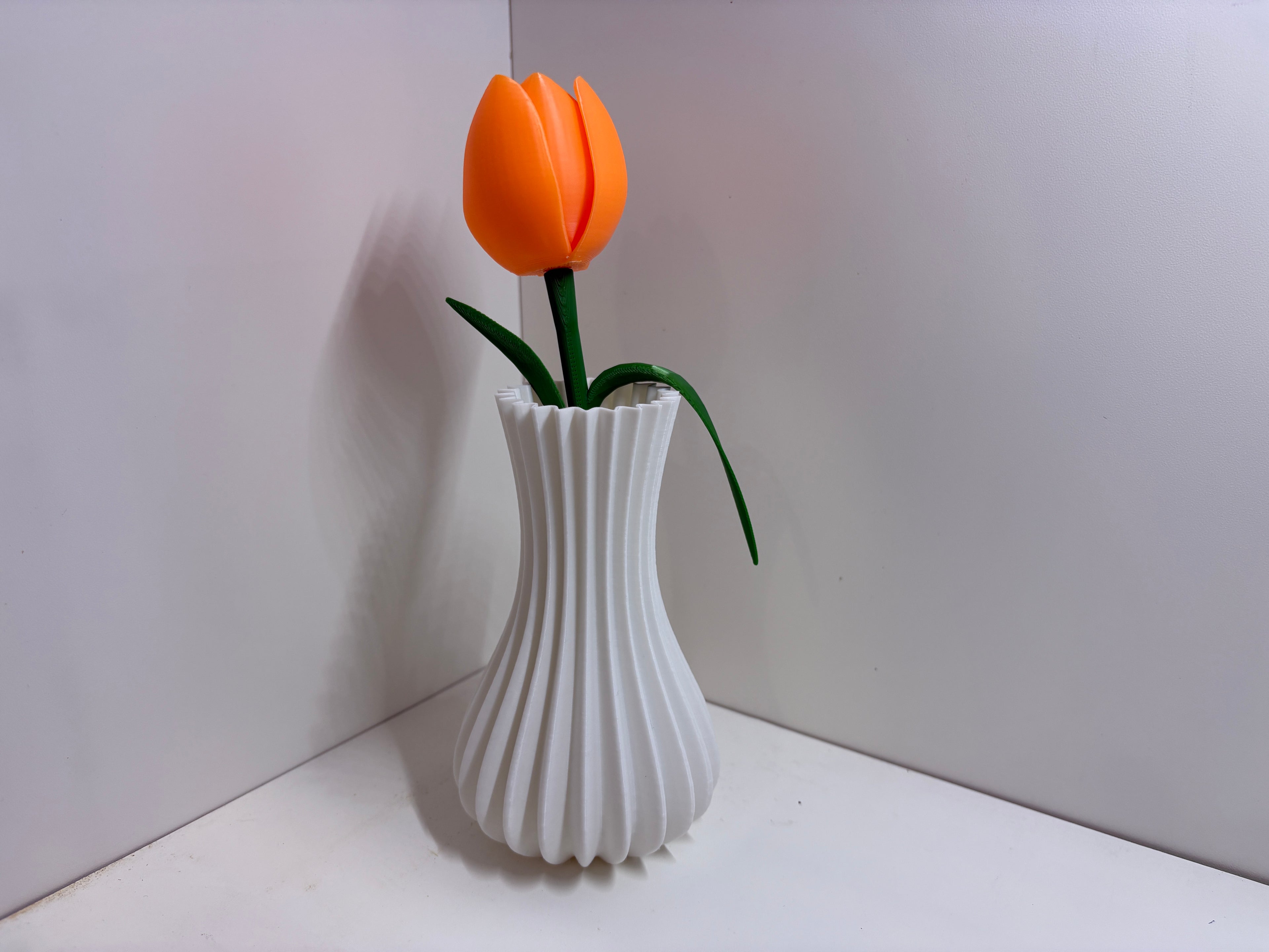 Blumen  Tulpen | Moderne Deko Blumen | Nachhaltige Frühlingsdeko | Minimalistische Vase Deko | Geschenkidee - kein verblühen  Geschenk