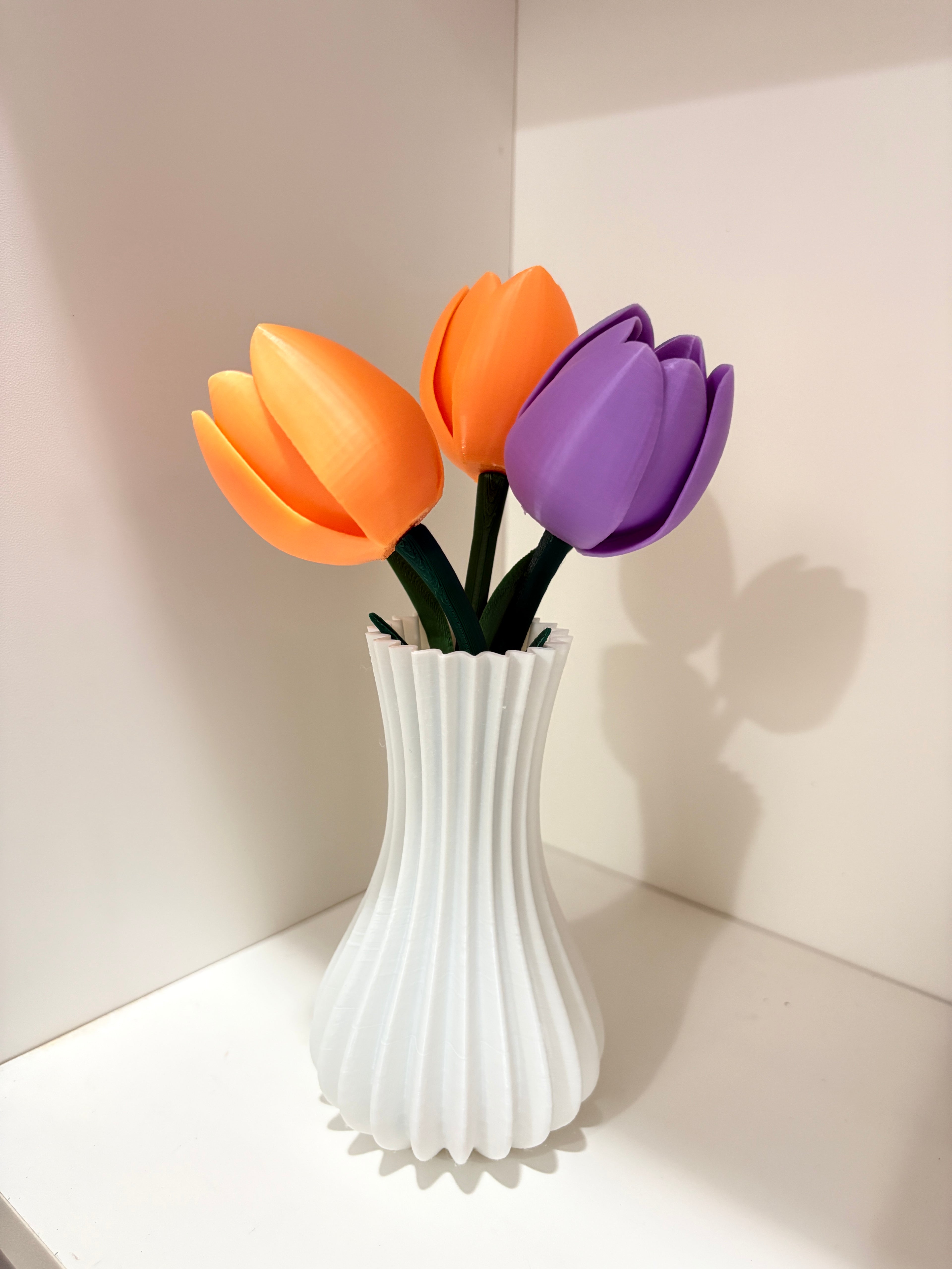 Blumen  Tulpen | Moderne Deko Blumen | Nachhaltige Frühlingsdeko | Minimalistische Vase Deko | Geschenkidee - kein verblühen  Geschenk